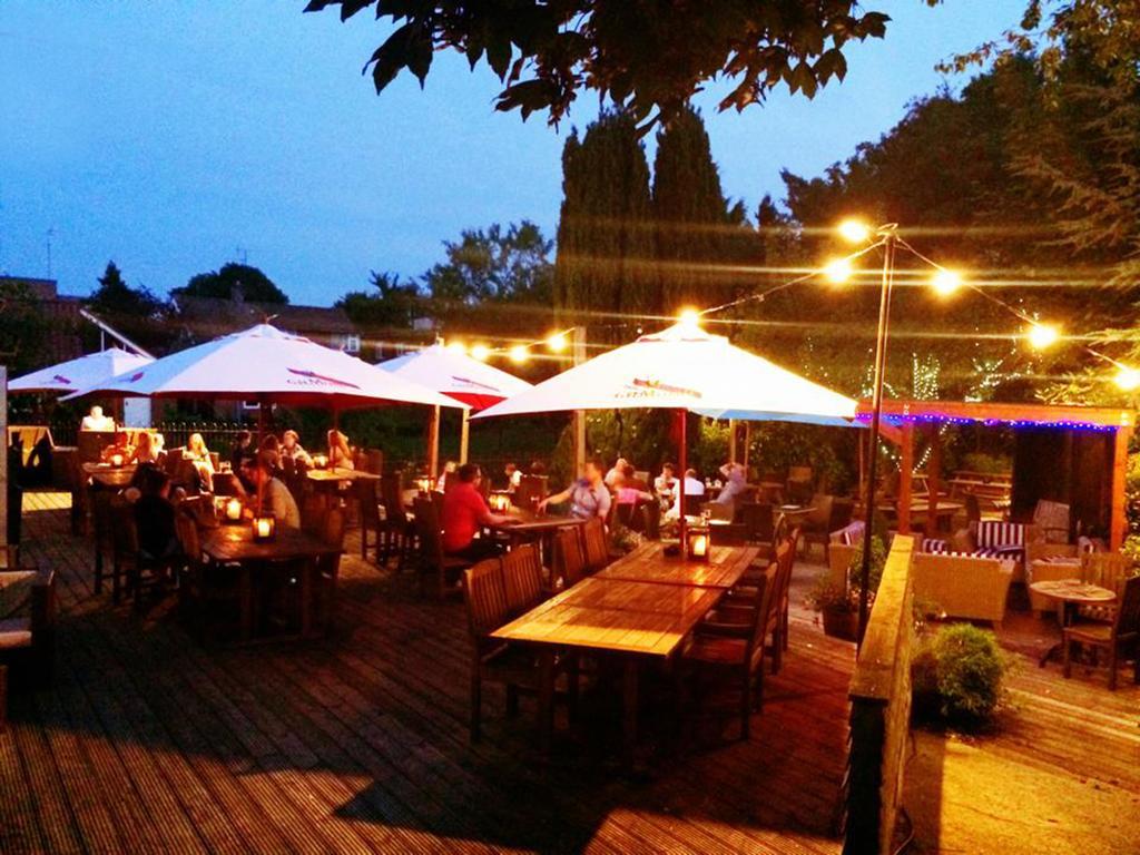 The Riverside Inn Chelmsford Kültér fotó